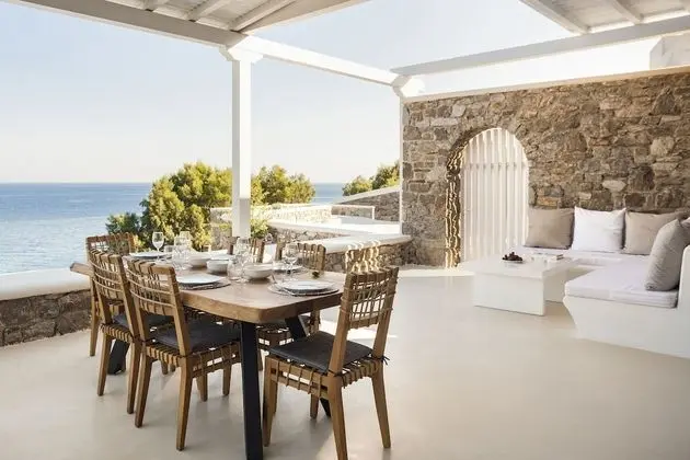 Family and Friends Seaside Villa