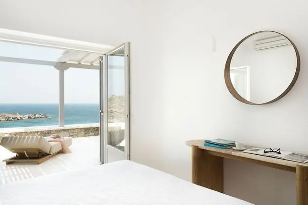 Family and Friends Seaside Villa