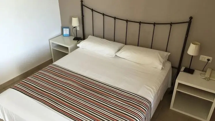 Tek Büyük Yataklı Oda, 1 Çift Kişilik veya 2 Tek Kişilik Yatak