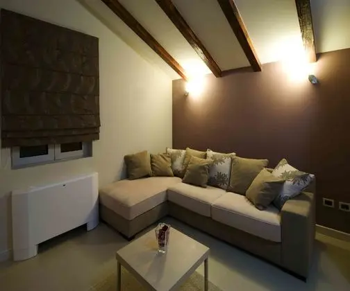 Executive Oda, Balkon, Havuz Manzaralı