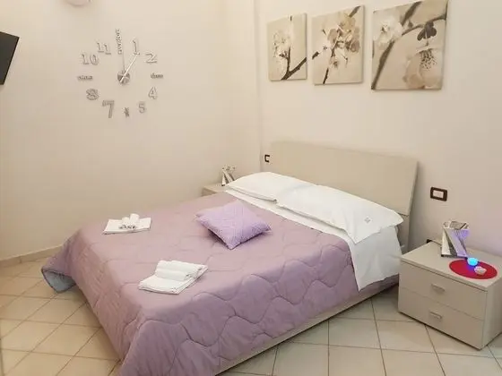 Basic Apart Daire, Küçük Mutfak, Bahçe Manzaralı