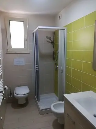 Deluxe Tek Büyük Yataklı Oda (Pistacchio)