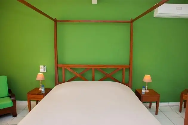 Standard Tek Büyük Yataklı Oda, Lagün Manzaralı