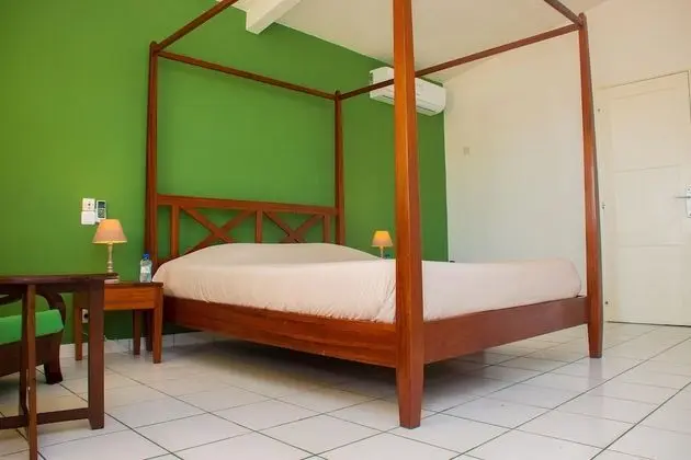 Standard Tek Büyük Yataklı Oda, Lagün Manzaralı