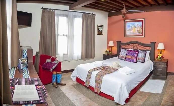 Deluxe Tek Büyük Yataklı Oda, 1 Büyük (Queen) Boy Yatak, Avlu Manzaralı, Avlu