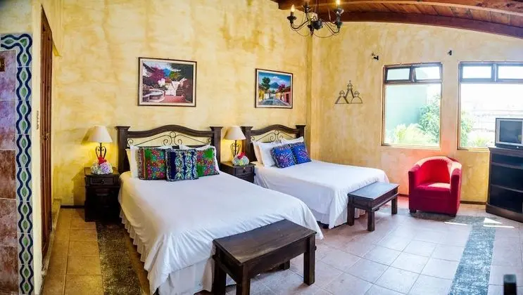 Deluxe Tek Büyük Yataklı Oda, Bahçe Manzaralı, Avlu