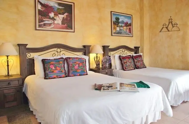 Deluxe Tek Büyük Yataklı Oda, Bahçe Manzaralı, Avlu