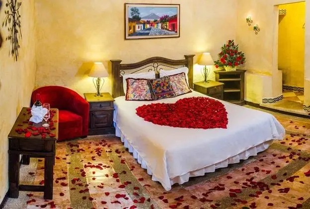 Deluxe Tek Büyük Yataklı Oda, Bahçe Manzaralı, Avlu