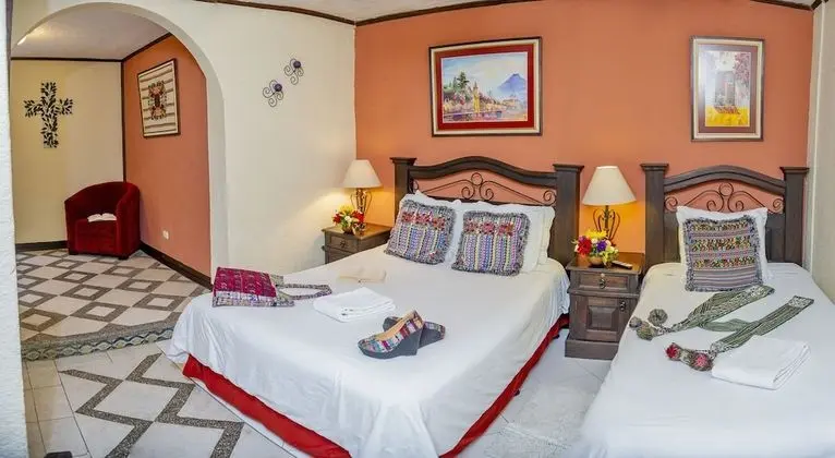 Deluxe Tek Büyük Yataklı Oda, Bahçe Manzaralı, Avlu