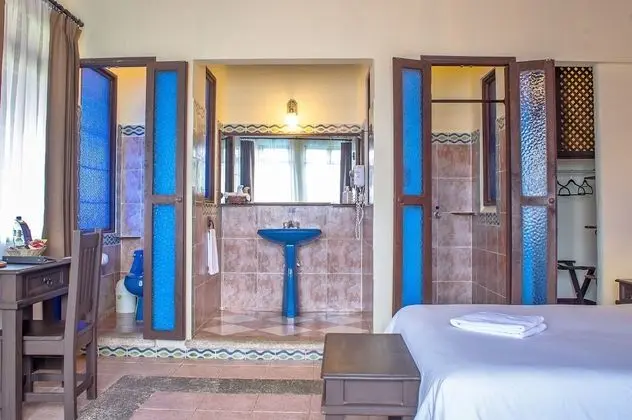 Deluxe Tek Büyük Yataklı Oda, Bahçe Manzaralı, Avlu