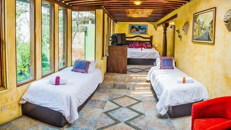 Deluxe Üç Kişilik Oda, Bahçe Manzaralı, Avlu