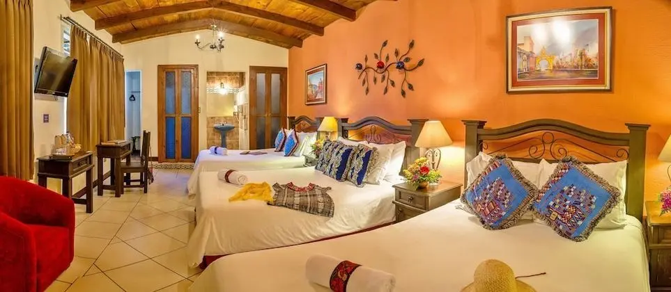 Deluxe Üç Kişilik Oda, Bahçe Manzaralı, Avlu