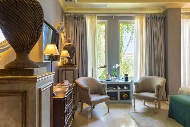 Deluxe Oda, Balkon
