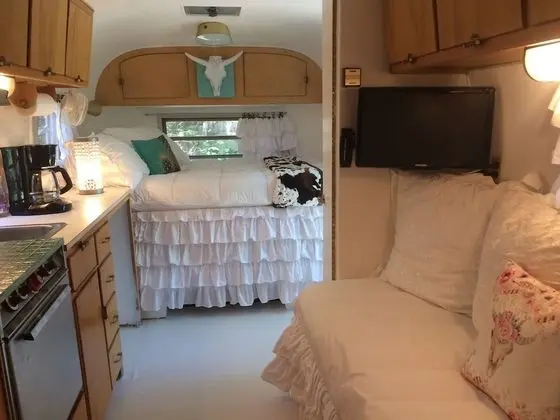 Karavan (The Armadillo Airstream Trailer)