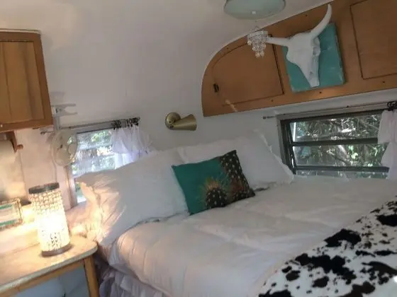 Karavan (The Armadillo Airstream Trailer)
