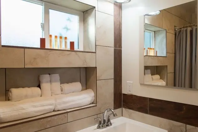 Oda, Zemin Kat (1 Queen Bed & 1 Twin Bed)