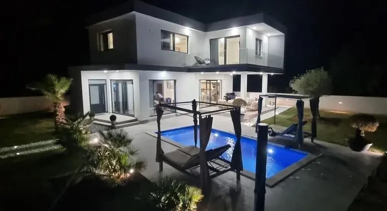 Villa, 3 Yatak Odası, Balkon