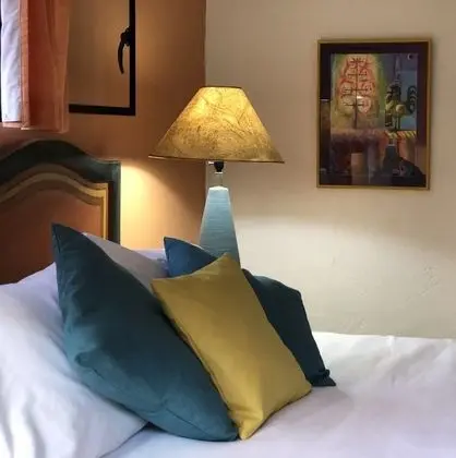 El Jardin: 1 King Bed, Private Balcony