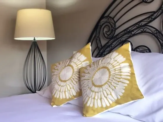 La Luna, 1 King bed