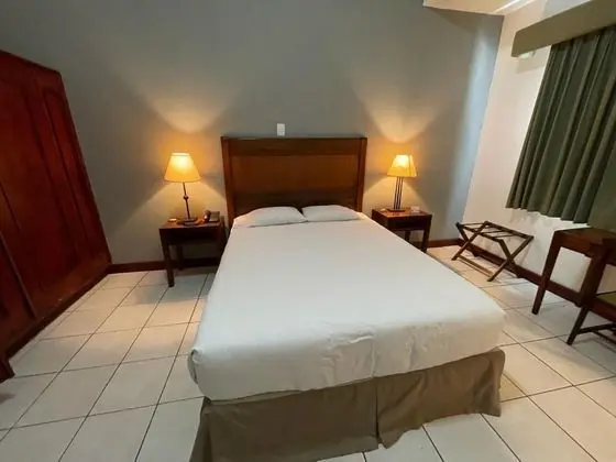 Single Room, One Double Bed, Non-Smoking