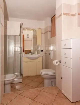 Family Dört Kişilik Oda, Buzdolabı ve Mikrodalga, Zemin Kat