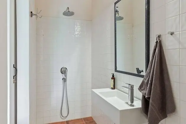 Comfort Üç Kişilik Oda, 1 Yatak Odası, Tepe Manzaralı, Bahçeli