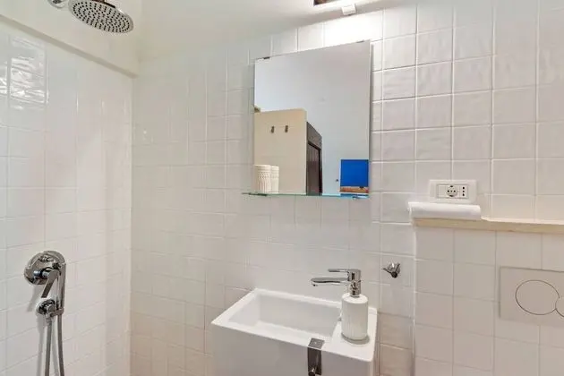 Comfort Üç Kişilik Oda, 1 Yatak Odası, Tepe Manzaralı, Bahçeli