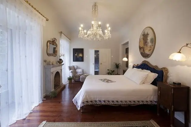 Romantic Tek Büyük Yataklı Oda, 1 En Büyük (King) Boy Yatak, Teras, Bahçe Manzaralı