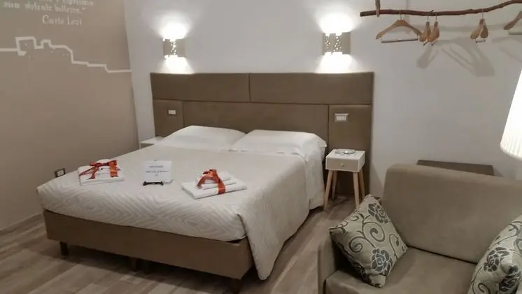 Süit, 1 Büyük (Queen) Boy Yatak ve Çekyat, Banyolu/Duşlu (Levi)