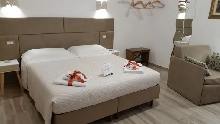 Süit, 1 Büyük (Queen) Boy Yatak ve Çekyat, Banyolu/Duşlu (Levi)