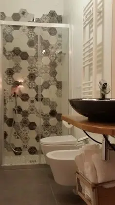 Süit, 1 Büyük (Queen) Boy Yatak ve Çekyat, Banyolu/Duşlu (Levi)