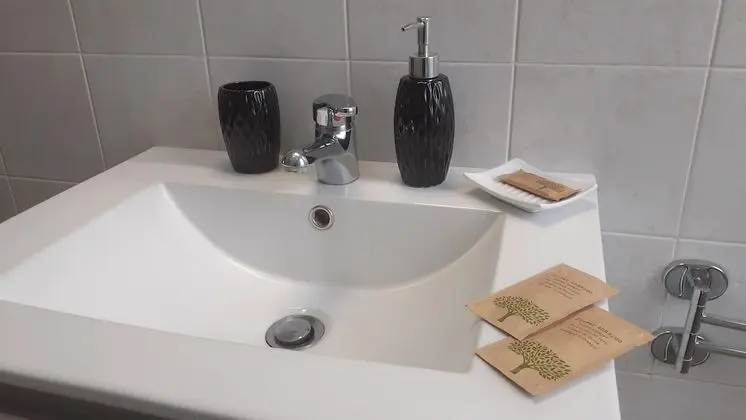 Tek Büyük Yataklı Oda (Andromeda e Thaddeus)