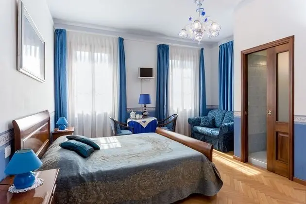 Deluxe Tek Büyük Yataklı Oda, Özel Banyo