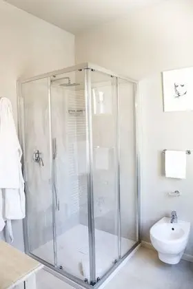 Tek Büyük veya İki Ayrı Yataklı Oda, Balkon, Şehir Manzaralı (Malva)