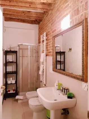 Tek Büyük Yataklı Oda, Özel Banyo