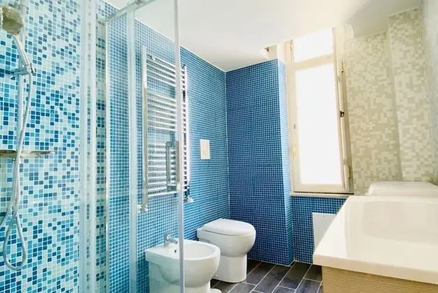 Apart Daire, 3 Yatak Odası (stair access only)