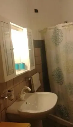 Dört Kişilik Oda (No Air Conditioning)