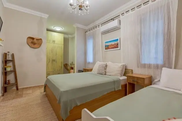 Standard Oda, Avlu Manzaralı