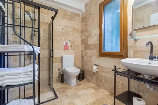 Standard Oda, Avlu Manzaralı