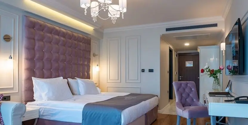 Deluxe Double Room, Side Sea View