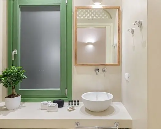 Azalea Suite