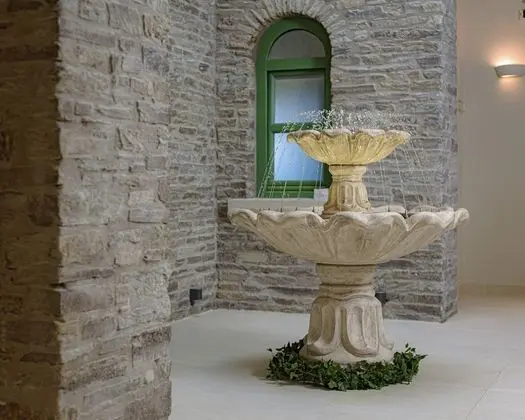 Manoglia Suite