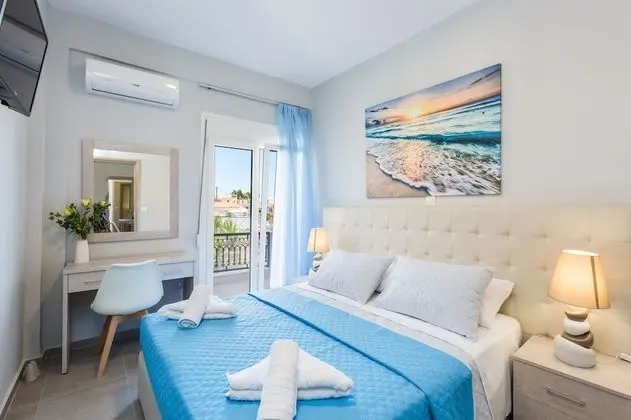 Apart Daire, Havuz Manzaralı