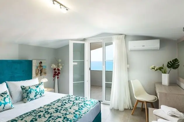 Maisonette 2 Bedrooms, Sea View