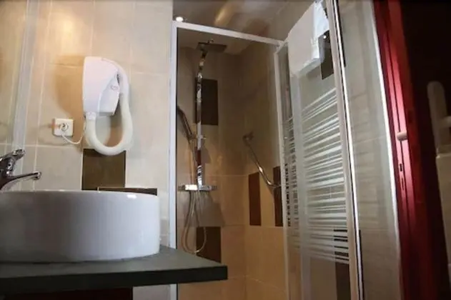 Süit, Dağ Manzaralı (Leonard)