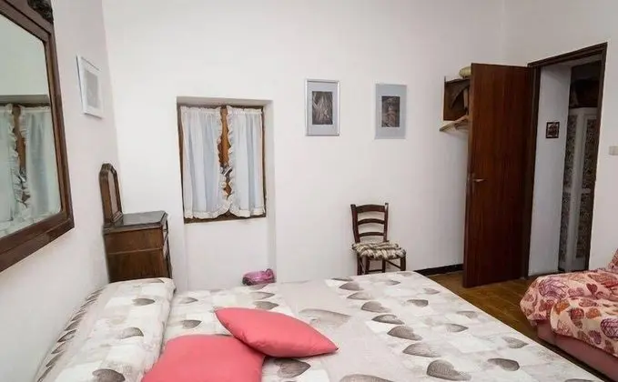 Tek Büyük Yataklı Oda, Ortak Banyo