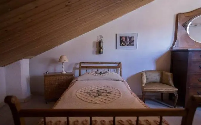 Üç Kişilik Oda, Ortak Banyo