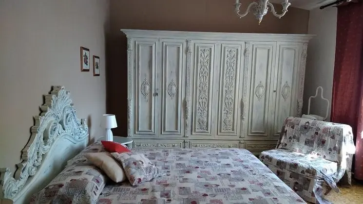 Tek Büyük Yataklı Oda, Ortak Banyo
