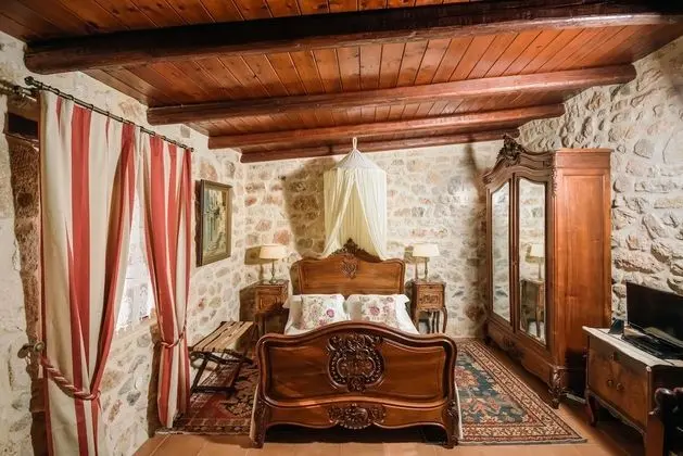 Dört Kişilik Oda, Sıcak Su Küveti, Kısmi Deniz Manzaralı
