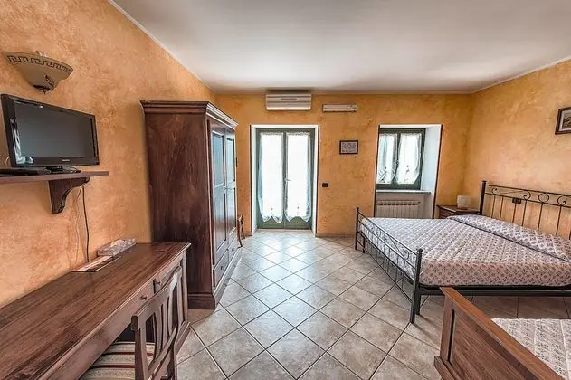 Dört Kişilik Oda, Dağ Manzaralı